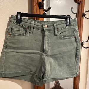cute womens universal thread shorts size 4